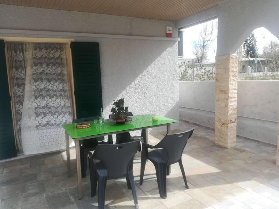 Rania 's House, Next To The Beach. Ferienhaus Amoudara Lasithiou
