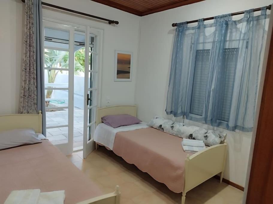 Rania 's House, Next To The Beach. Ferienhaus Amoudara Lasithiou